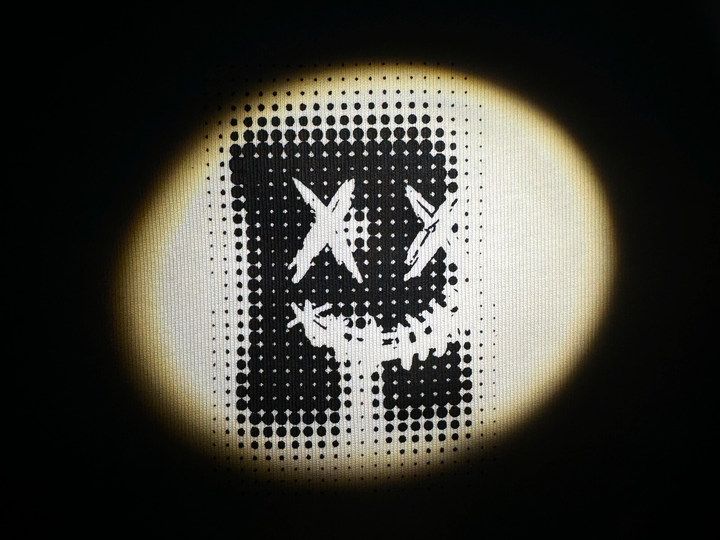 RIC Radiant Wave Ripped Smiley Tee 放射波撕裂笑脸短袖