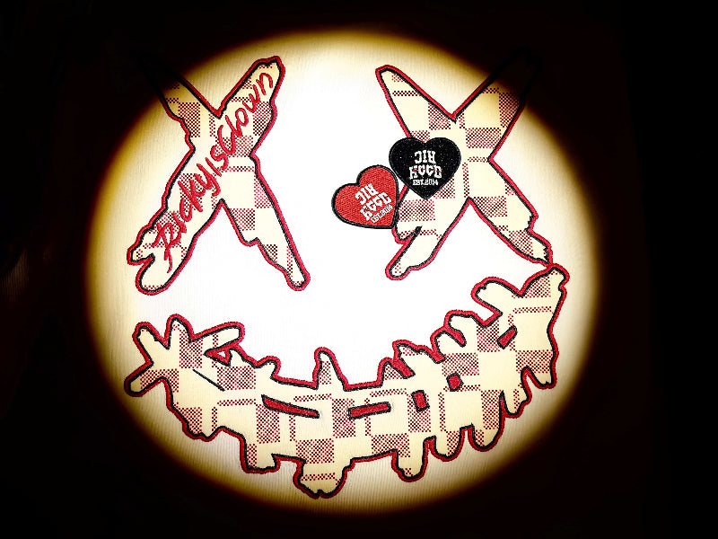 Warm Heart Doll Ripped Smiley Short Sleeve Tee 温暖的心玩偶撕裂笑脸短袖